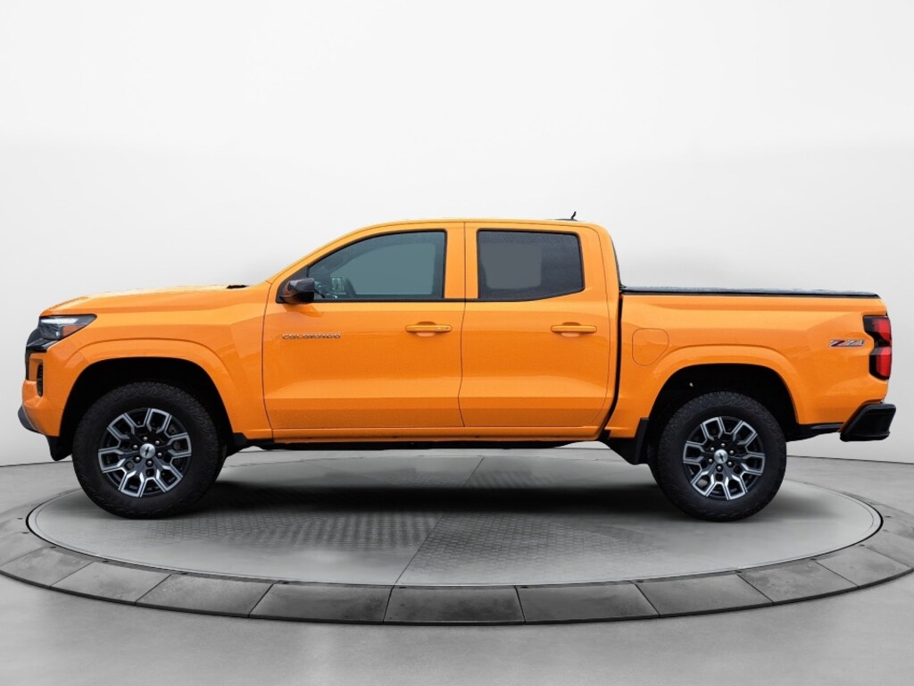 Used 2025 Chevrolet Colorado Z71 Truck Crew Cab