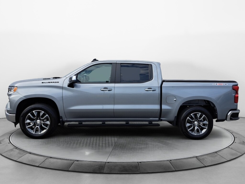 Used 2025 Chevrolet Silverado 1500 LT w/1LT Truck Crew Cab