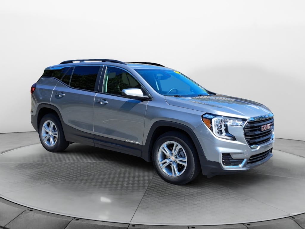 Used 2023 GMC Terrain SLE SUV