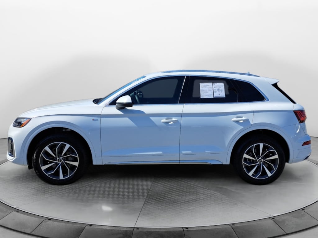 Used 2024 Audi Q5 45 S line Premium SUV