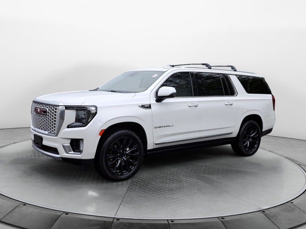 Used 2021 GMC Yukon XL Denali SUV