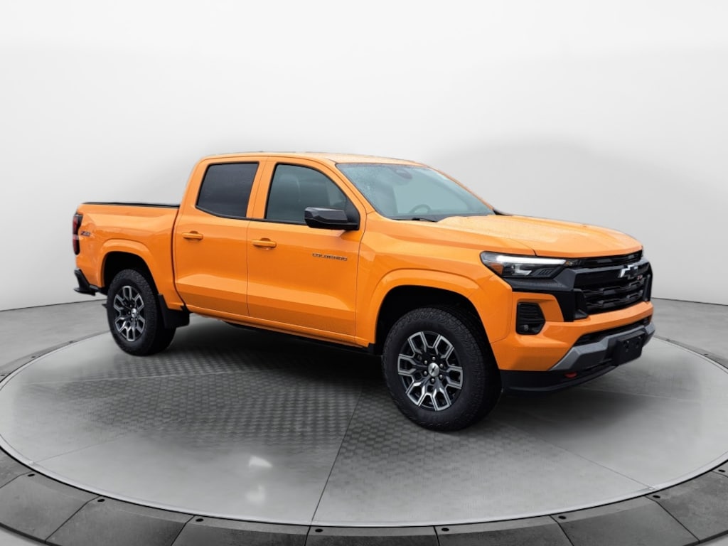 Used 2025 Chevrolet Colorado Z71 Truck Crew Cab
