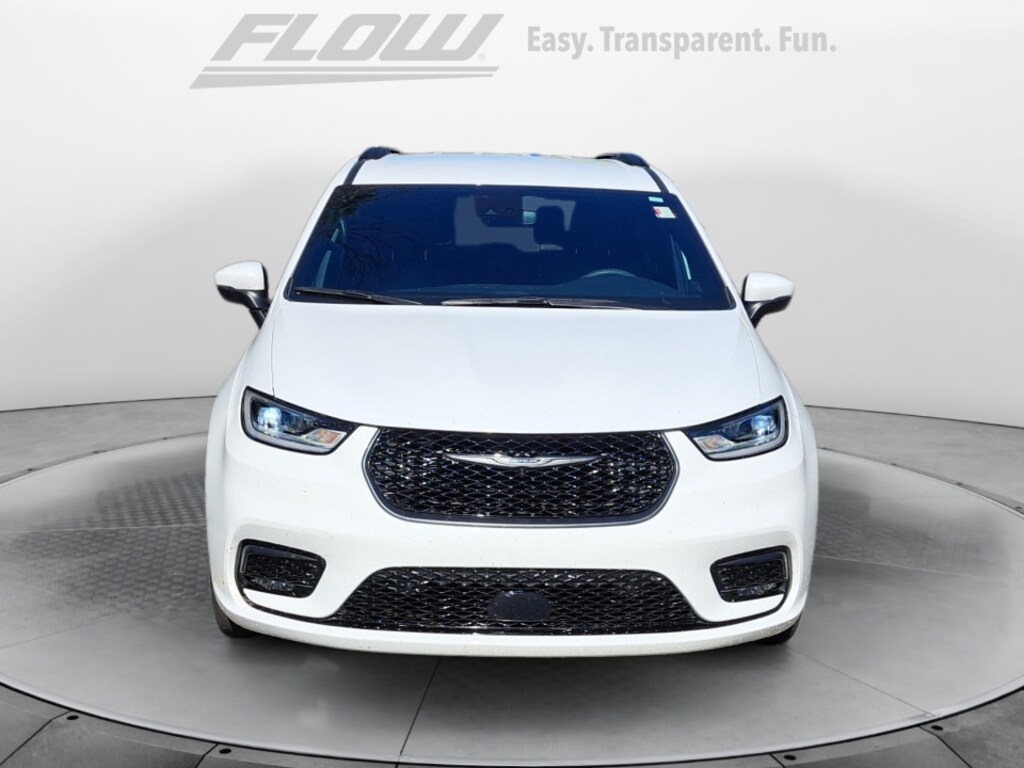 Used 2023 Chrysler Pacifica Touring L Van Passenger Van
