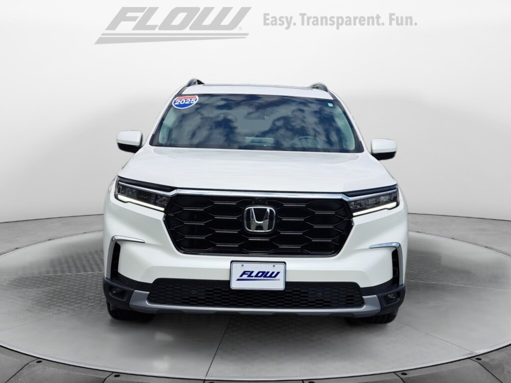 Used 2025 Honda Pilot Elite SUV
