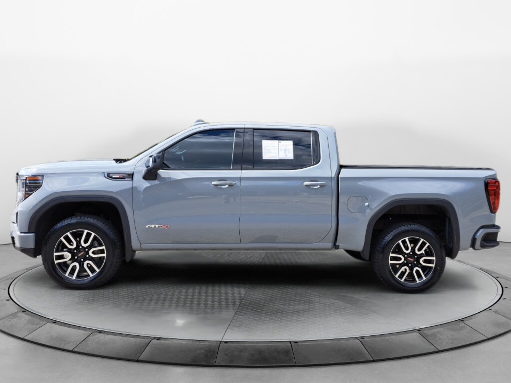 Used 2025 GMC Sierra 1500 AT4 Truck Crew Cab