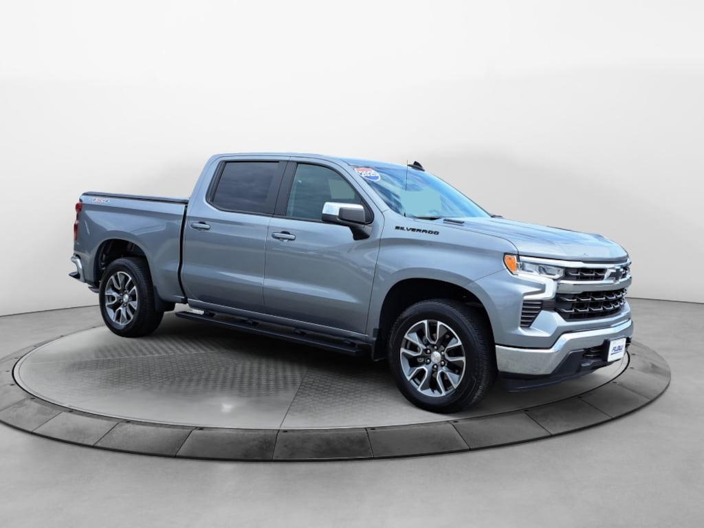 Used 2025 Chevrolet Silverado 1500 LT w/1LT Truck Crew Cab