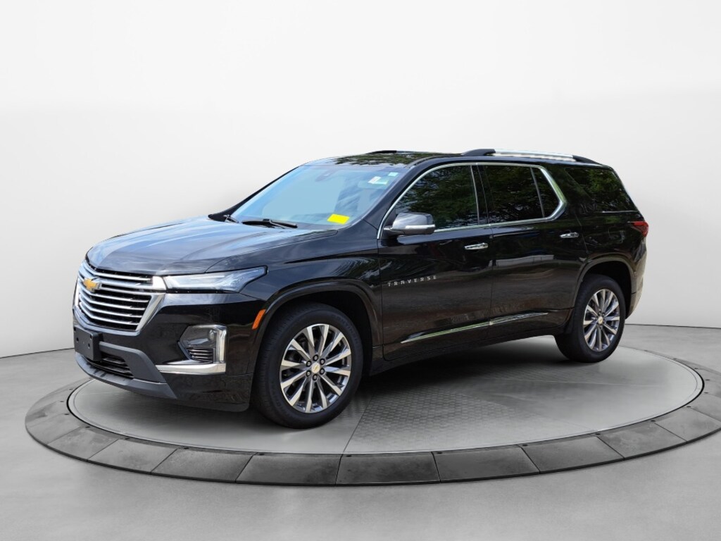Used 2023 Chevrolet Traverse Premier SUV