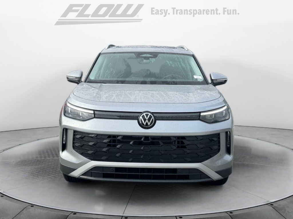 New 2025 Volkswagen Tiguan 2.0T SE SUV