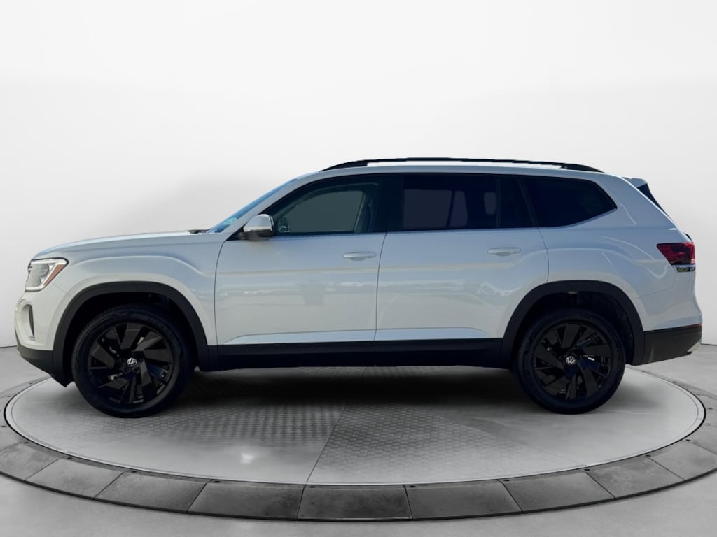 New 2026 Volkswagen Atlas SE w/Technology SUV
