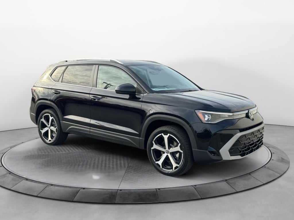 New 2026 Volkswagen Taos 1.5T SEL SUV