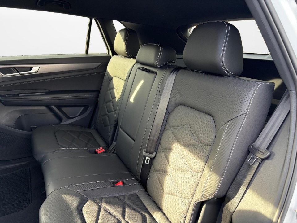 2026 Volkswagen Atlas Cross Sport SE - Photo 12