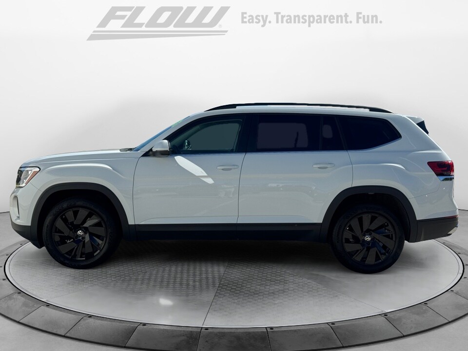 2025 Volkswagen Atlas SE Technology photo 3