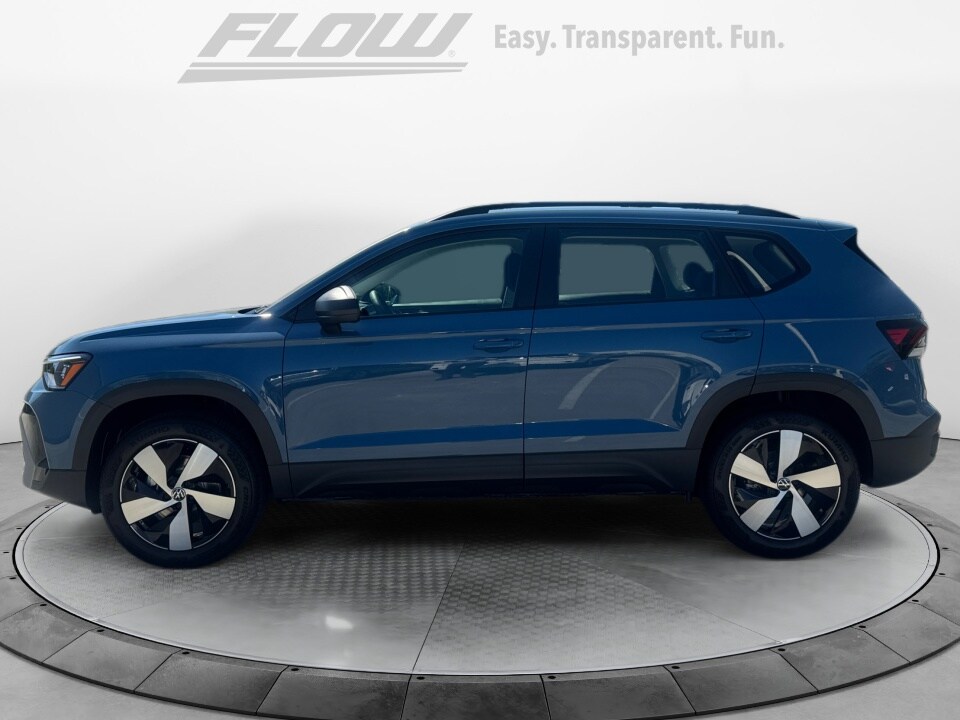 2025 Volkswagen Taos S photo 4