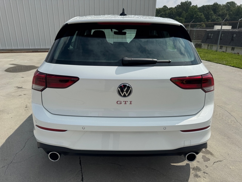 2025 Volkswagen Golf GTI SE - Photo 14