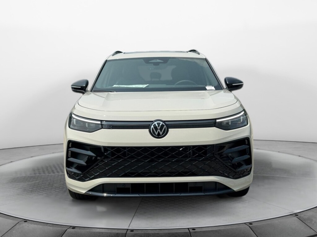 New 2026 Volkswagen Tiguan SE R-Line Black SUV