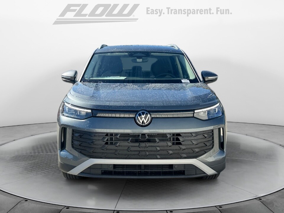 2026 Volkswagen Tiguan S photo 2