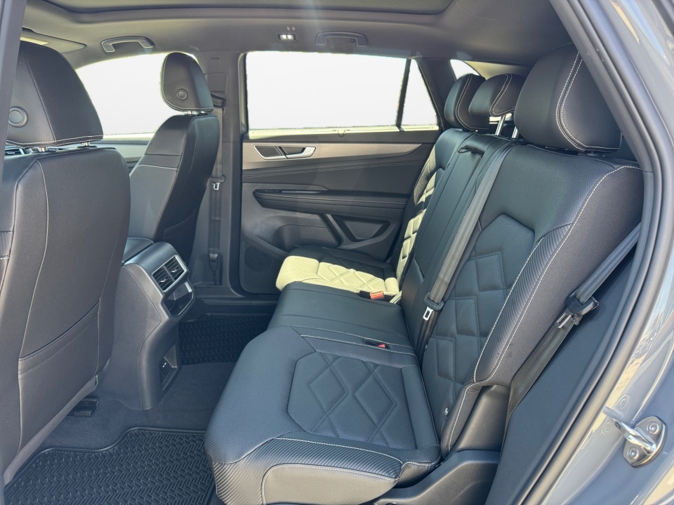 2026 Volkswagen Atlas Cross Sport SE w/Tech - Photo 13