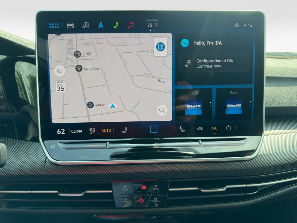 2025 Volkswagen Golf GTI SE - Photo 17