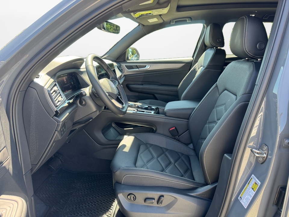 2026 Volkswagen Atlas Cross Sport SE w/Tech - Photo 9