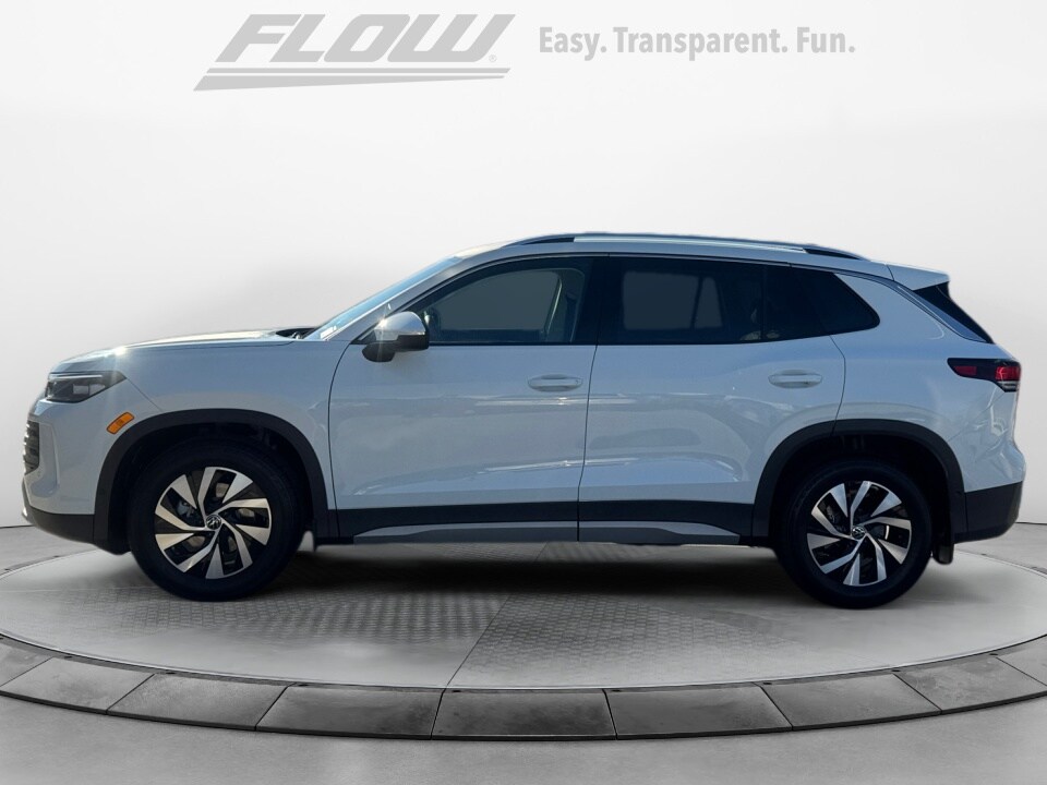 2026 Volkswagen Tiguan S photo 4