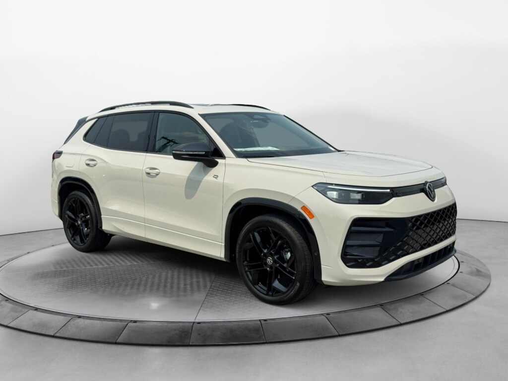 New 2026 Volkswagen Tiguan SE R-Line Black SUV