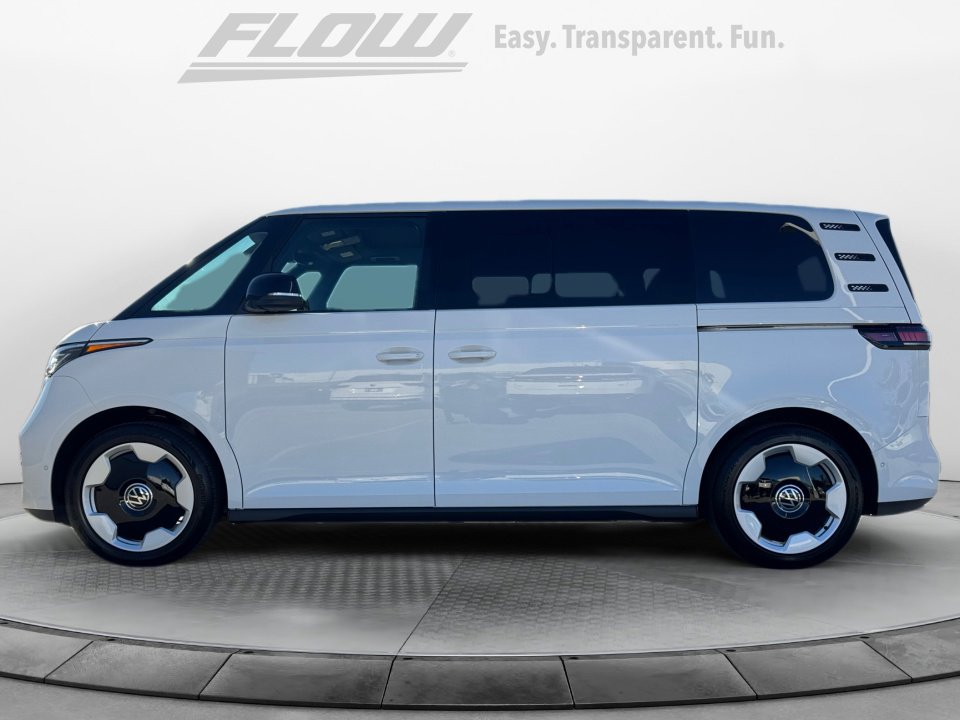 2025 Volkswagen ID. Buzz Pro S photo 3