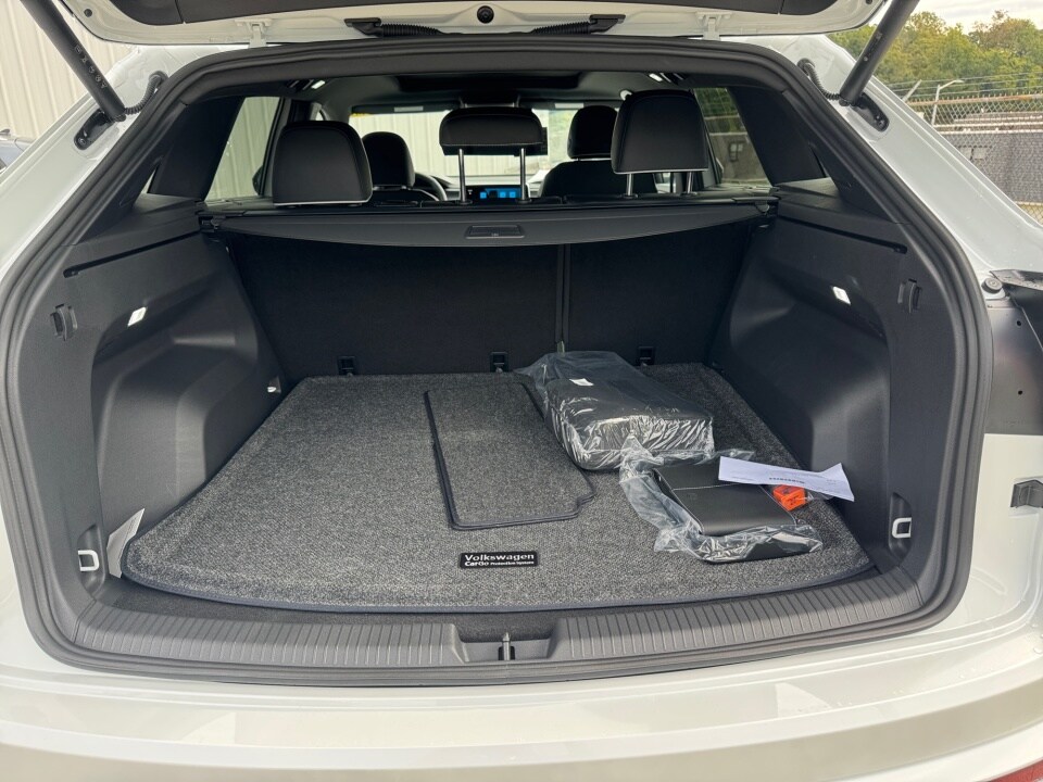 2026 Volkswagen Atlas Cross Sport SEL Premium R-LINE - Photo 15