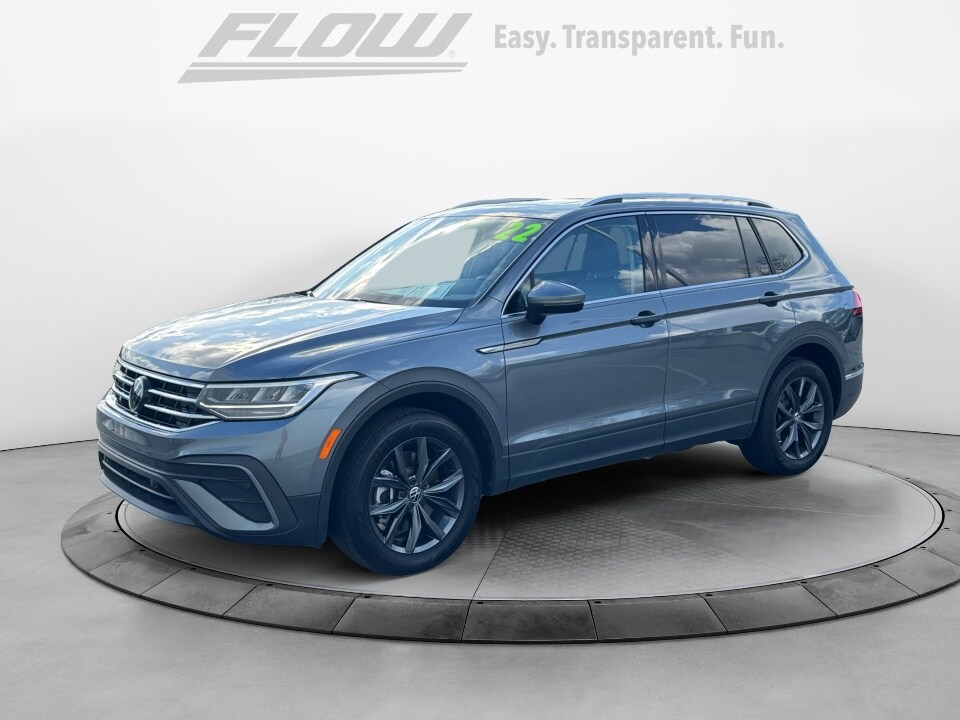 2022 Volkswagen Tiguan SE photo 3