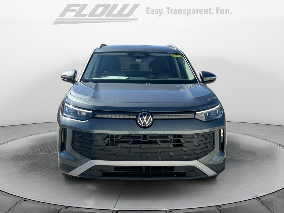 2026 Volkswagen Tiguan S photo 2