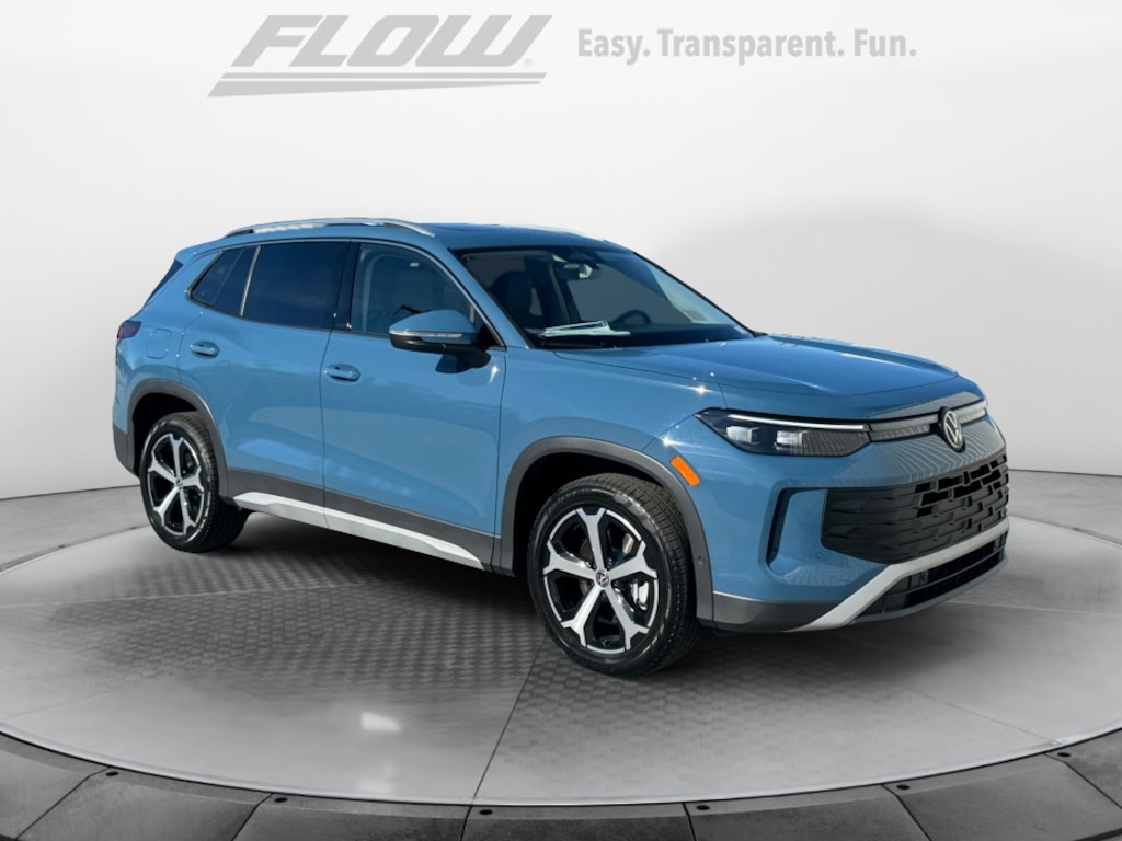 New 2026 Volkswagen Tiguan 2.0T SE SUV