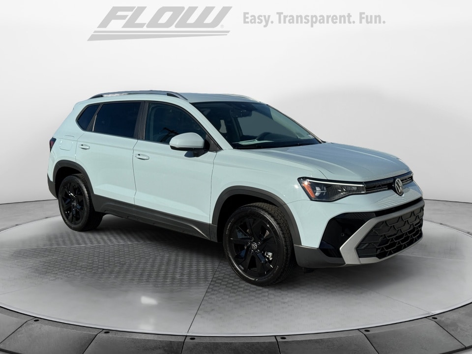 2026 Volkswagen Taos SE's photo