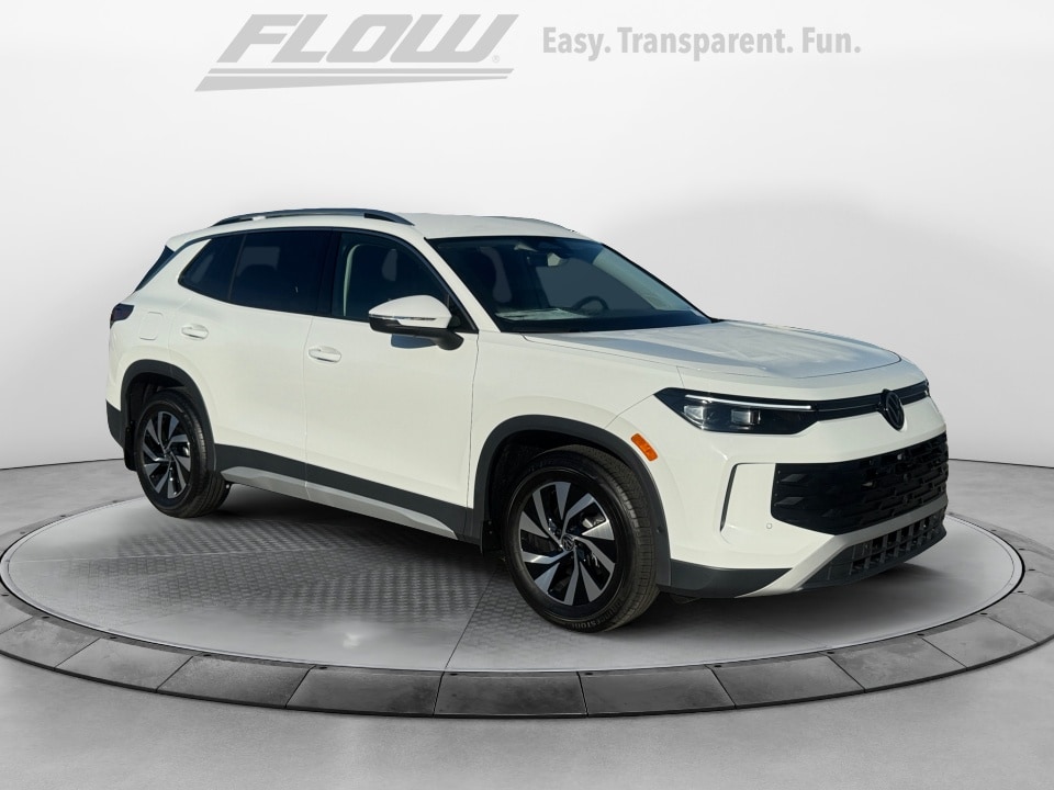 2026 Volkswagen Tiguan S's photo