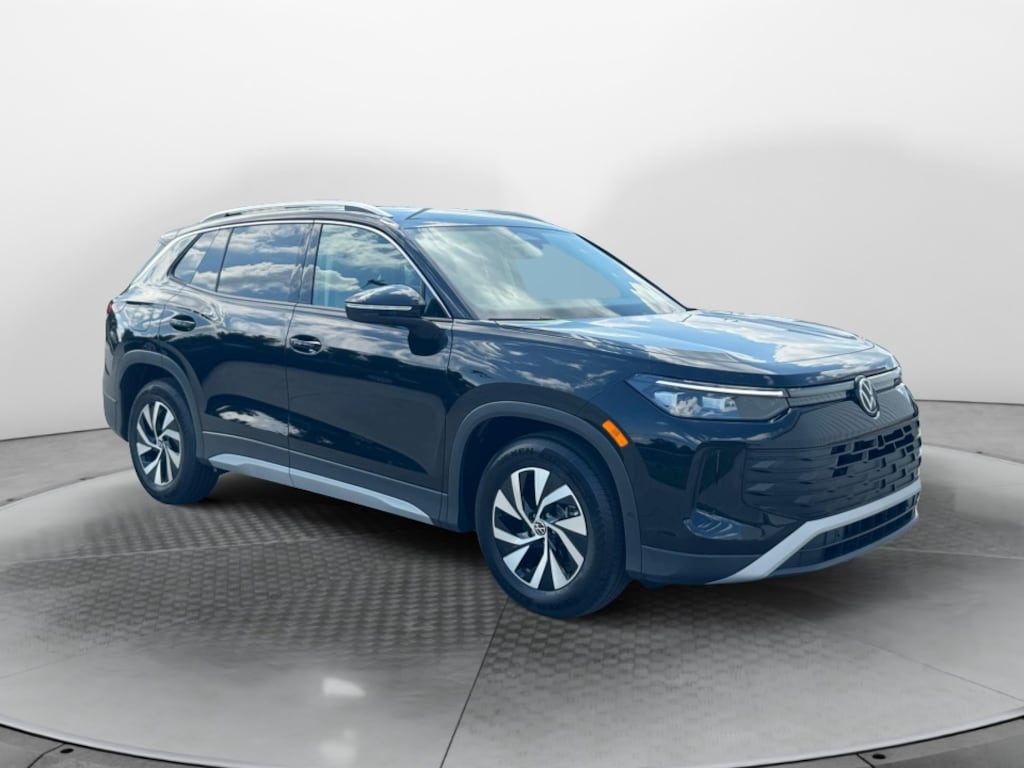 New 2026 Volkswagen Tiguan S SUV