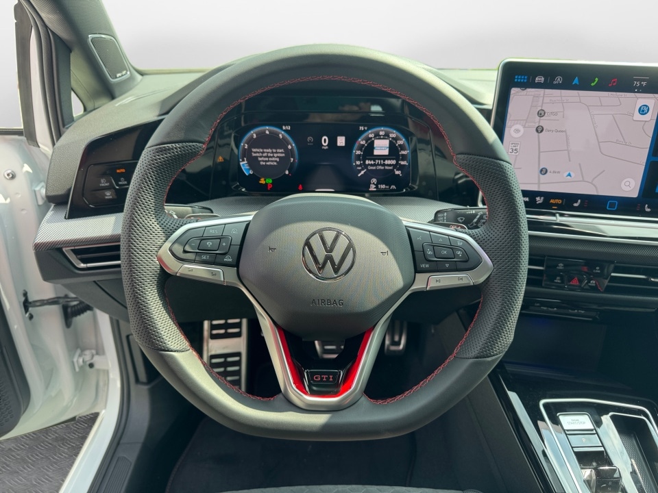 2025 Volkswagen Golf GTI SE - Photo 10