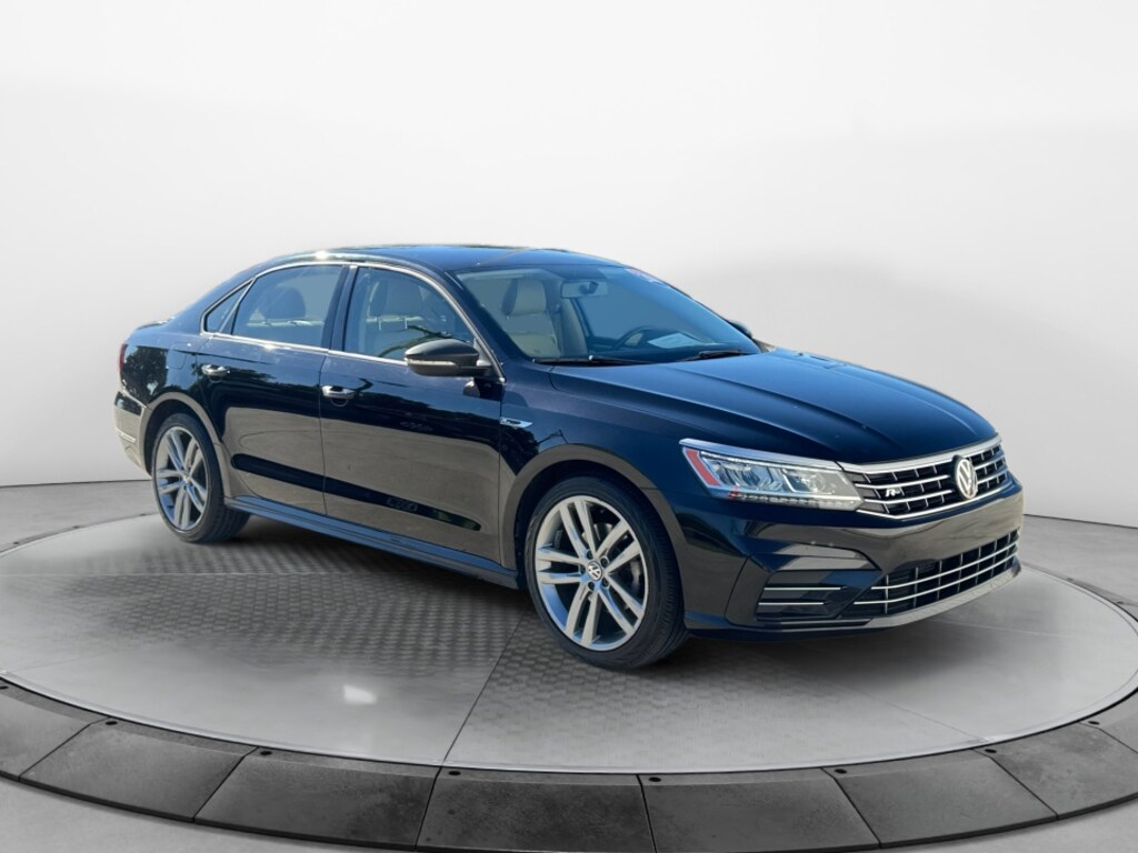 Used 2018 Volkswagen Passat 2.0T S Sedan