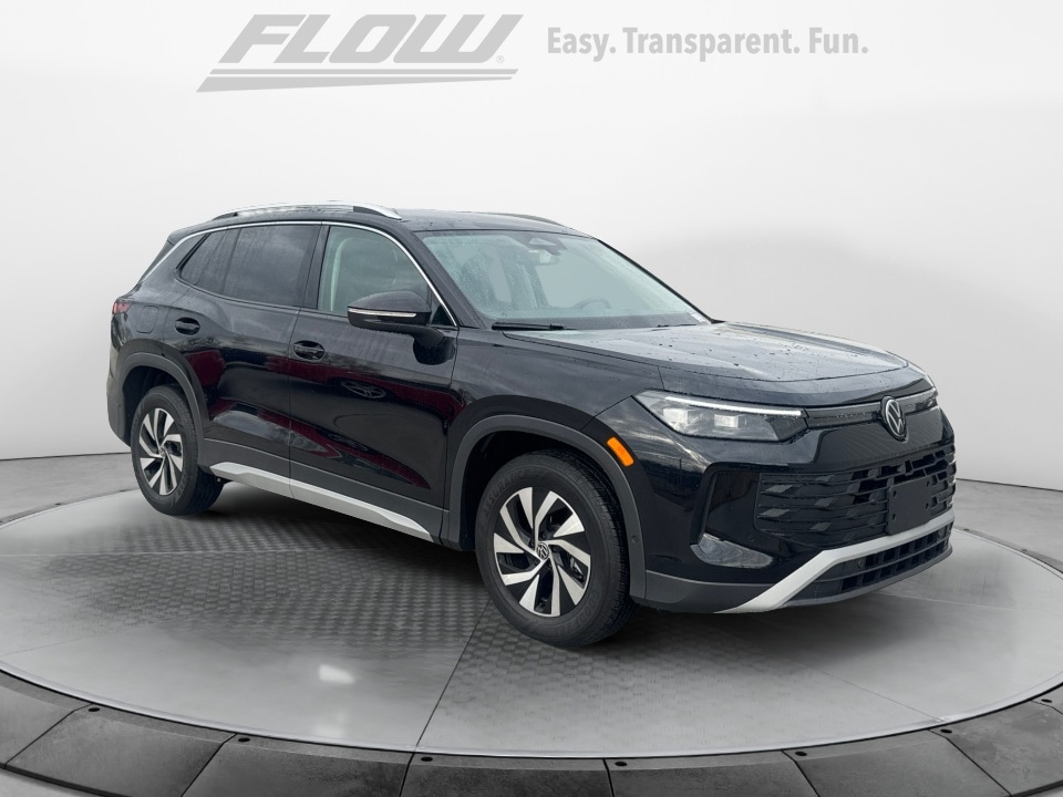 2025 Volkswagen Tiguan S's photo