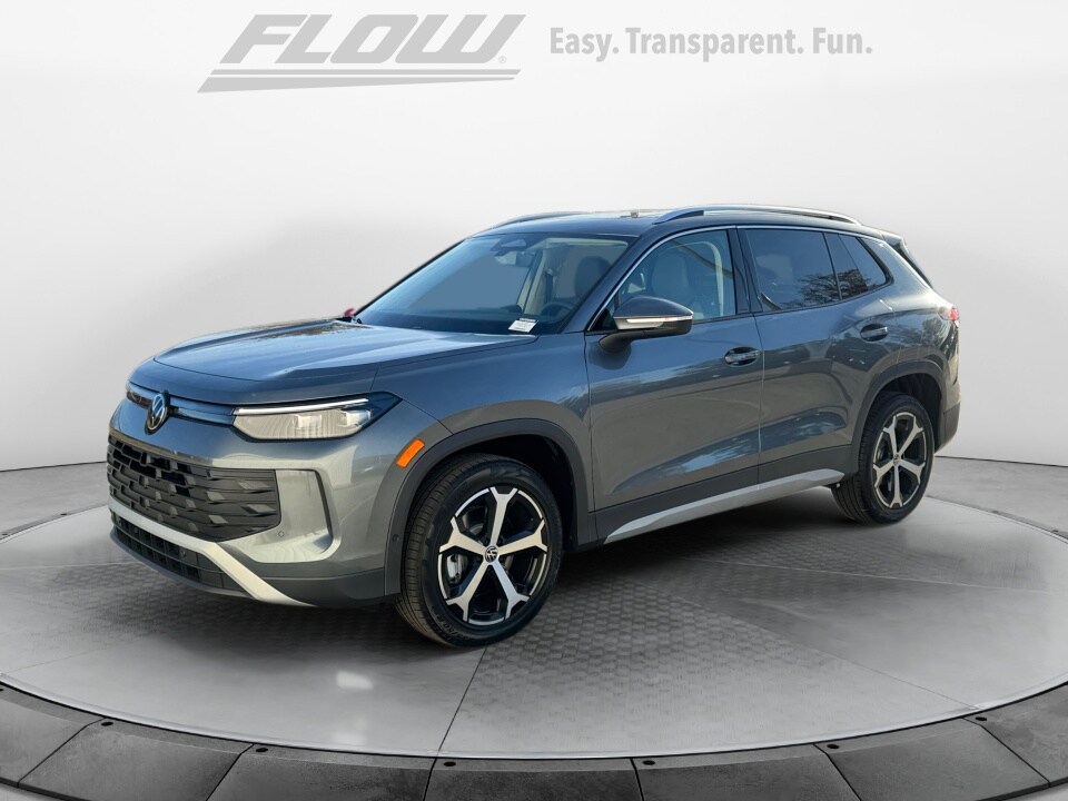 2025 Volkswagen Tiguan SE photo 3