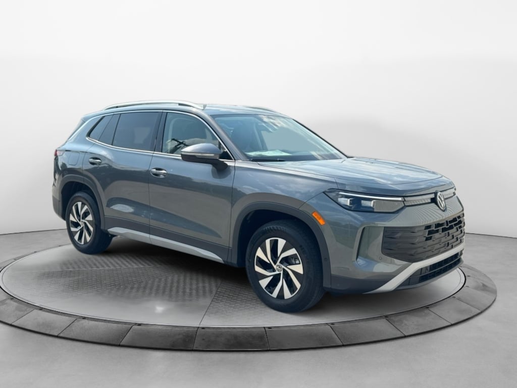 New 2026 Volkswagen Tiguan S SUV