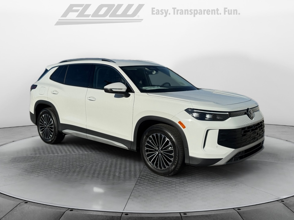 2026 Volkswagen Tiguan S's photo