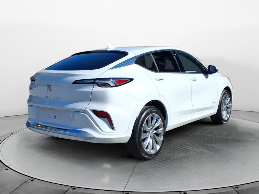 New 2026 Buick Envista Avenir SUV