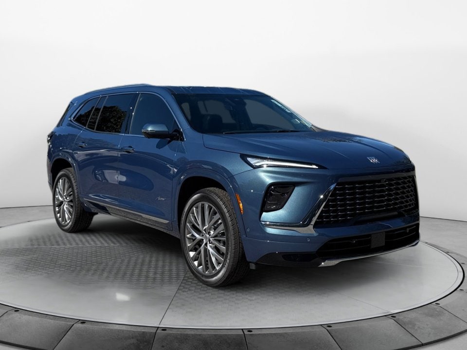 2026 Buick Enclave Avenir's photo