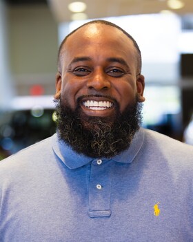 Staff member Geno Bronson Jr from f1e5615fa08a