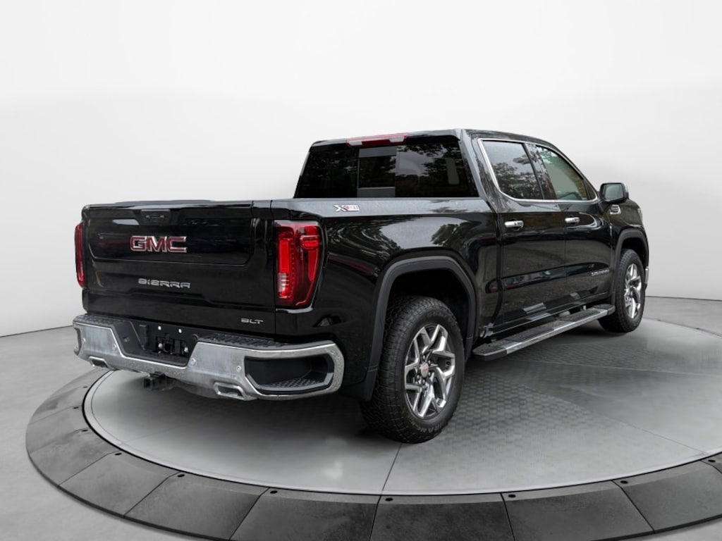 New 2026 GMC Sierra 1500 SLT Truck