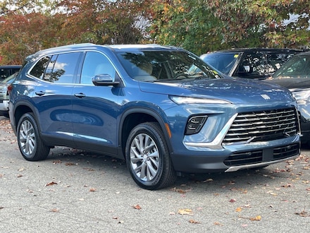 2025 Buick Enclave Preferred SUV