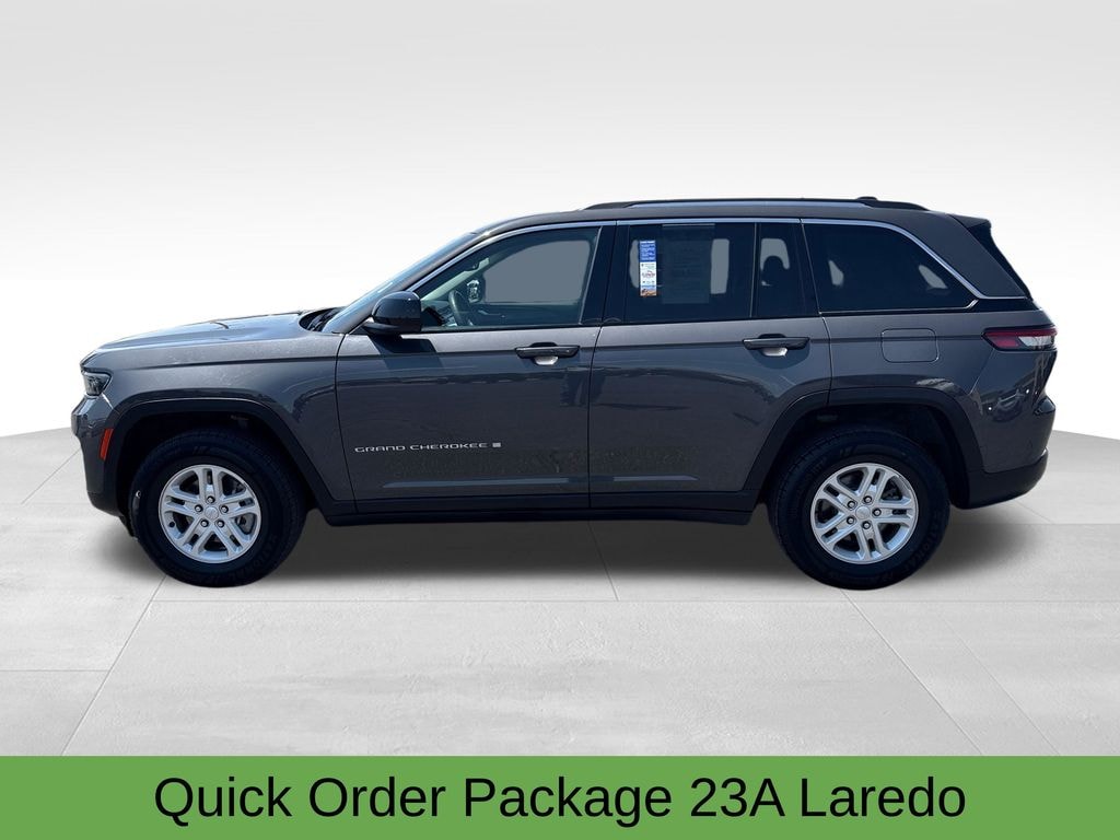 Used 2024 Jeep Grand Cherokee Laredo SUV