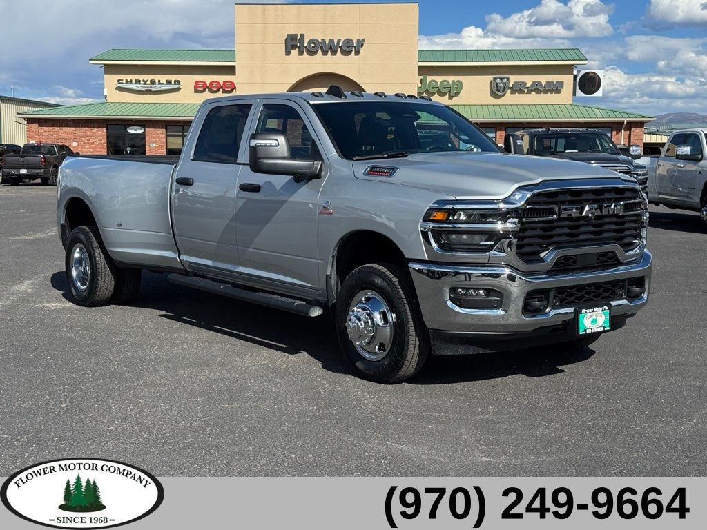 New 2026 Ram 3500 TRADESMAN CREW CAB 4X4 8' BOX Pickup