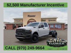 2026 Ram 3500 Chassis Cab TRADESMAN CREW   4X4 60' CA Pickup