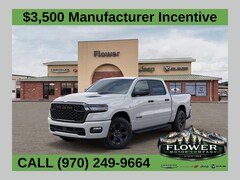 2026 Ram 1500 EXPRESS CREW CAB 4X4 5'7 BOX Pickup