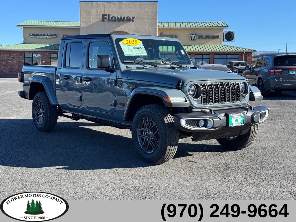 2025 Jeep Gladiator Pickup 