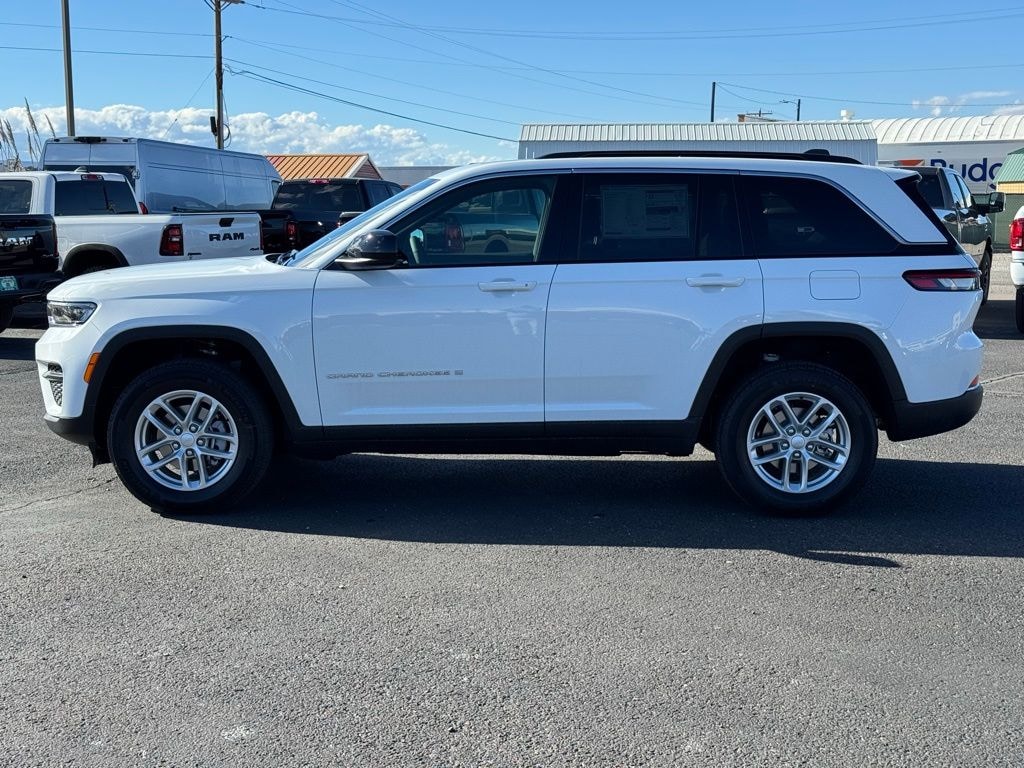 New 2025 Jeep Grand Cherokee LAREDO X 4X4 Sport Utility